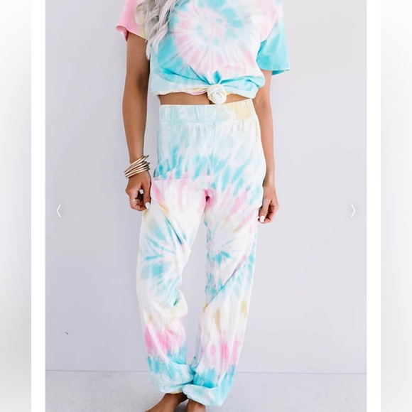 NWT 1 4 3 STORY OCEANSIDE 🌊 DREAMING TIE DYE TEE & JOGGER (SET)-BLUE🩵, M, BNWT - Picture 7 of 12